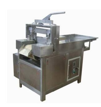 直線往復(fù)式切藥機